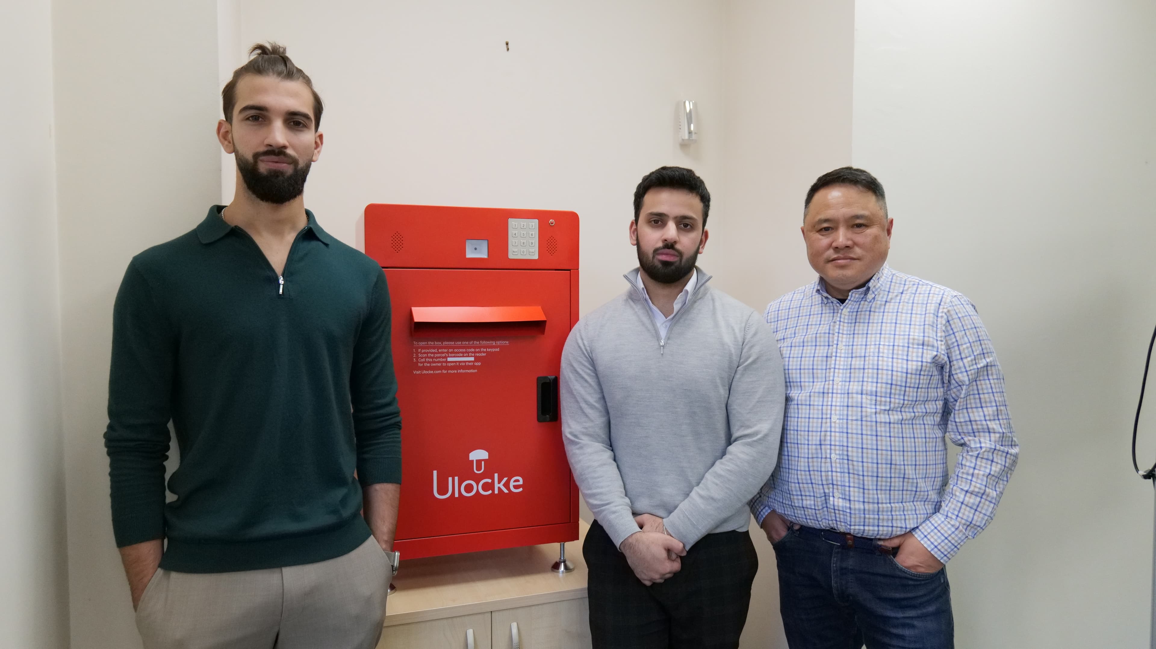 Ulocke smart parcel box on a brick wall
